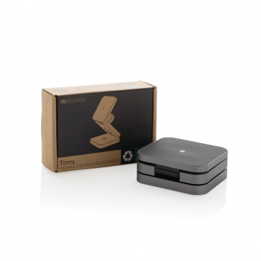 Logotrade Firmengeschenke das Foto: Terra faltbares 3-in-1 15W Charger aus RCS rec. Aluminium