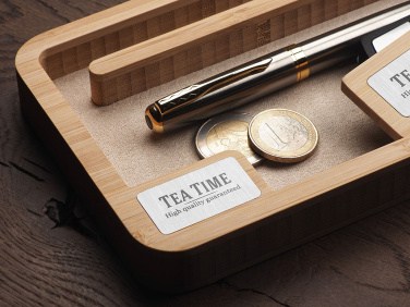 Logotrade werbemittel das Foto: Schreibtisch-Organizer aus Holz 1818292