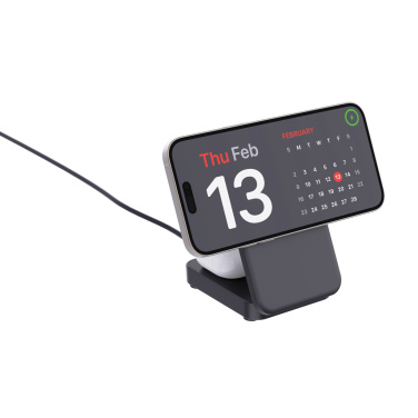 Logotrade Firmengeschenke das Foto: Urban Vitamin Arcadia 15W 3in1 Magnet-Charger aus RCS rABS