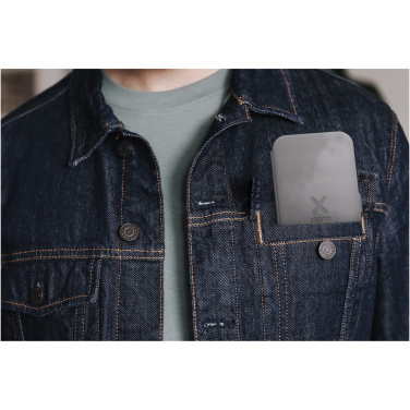 Logo trade corporate gift photo of: Xtorm XWF31 15W foldable 3-in-1 wireless travel charger