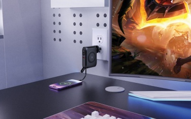 Logotrade business gift image of: Urban Vitamin Oxnard 5 in 1 65W universal charger