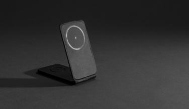 Logo trade promotional merchandise photo of: Swiss Peak RCS rPU 15W  3-in-1 magnetic wireless charger