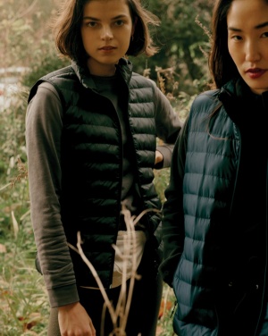 Logo trade promotional giveaway photo of: Iqoniq Meru women recycled polyester bodywarmer