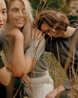 Logotrade corporate gifts photo of: Iqoniq Sierra lightweight recycled cotton t-shirt