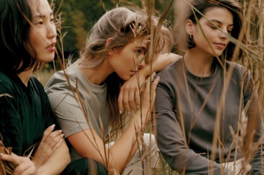 Logo trade promotional merchandise image of: Iqoniq Sierra lightweight recycled cotton t-shirt