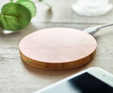 Logotrade promotional giveaways photo of: Wireless charger bamboo 10W RUNDO +