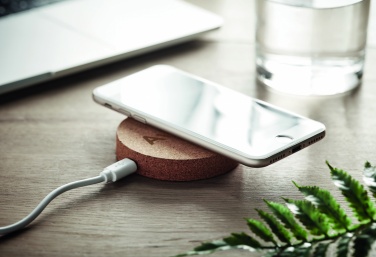 Logo trade promotional giveaway photo of: Wireless charging pad 10W