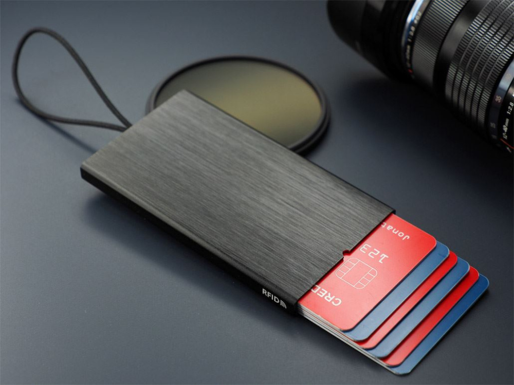 Logotrade corporate gift picture of: RFID credit and business card holder 126615500