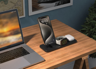 Logotrade promotional product picture of: Urban Vitamin Torrance 3 in 1 magnetic 15W charger