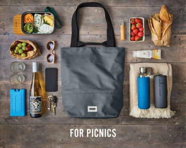 Logotrade promotional merchandise picture of: Black+Blum 16L Insulated Tote/ Cooler Bag