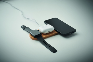 Logo trade advertising products picture of: 3 in 1 15W wireless charger