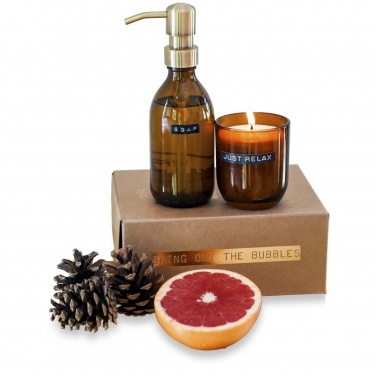 Logotrade reklaamkingitused pilt: Wellmark Discovery 200 ml käteseebi dosaator ja 150 g lõhnaküünla komplekt - bambuse lõhn