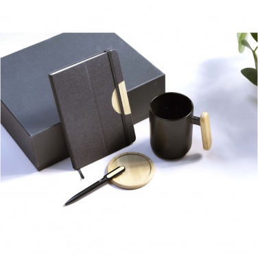 Logotrade reklaamkingituse foto: Kinkekomplekt Laura A5 märkmiku, pastaka ja kruusiga