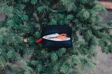 Logo trade ärikingi pilt: RCS taaskasutatud nubuck PU kotike esmaabikomplekt postitatav