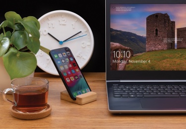 Logotrade reklaamtoote foto: Bambusest telefoni alus XD