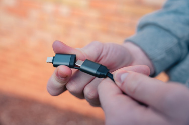 Logotrade meened pilt: Terra RCS taaskasutatud alumiiniumist sissetõmmatav 6-ühes kaabel