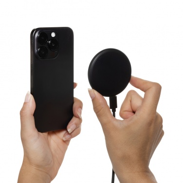 Logotrade reklaamkingid pilt: Magnapad 15W RCS rplastist magnetiline 3 in 1 laadimisalus