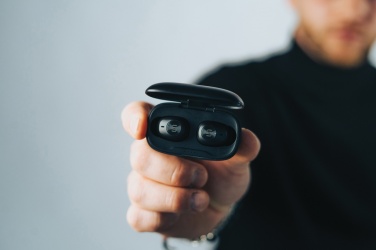 Logotrade firmakingitused pilt: Urban Vitamin Palm Springsi RCS rplastist ENC kõrvaklapid