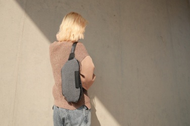 Logotrade reklaamtooted pilt: Õlakott Urban Bumbag