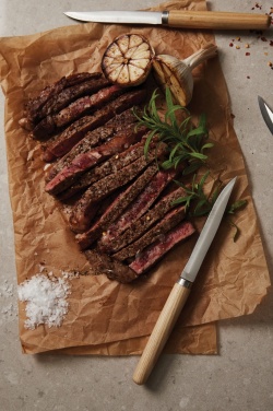 Logo trade meened foto: VINGA Retro lihanoad