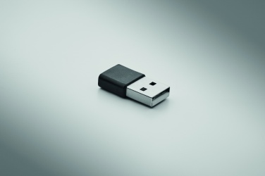 Logo trade ärikingitused foto: 3-ühes kaablikomplekt