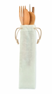 Logotrade meene foto: Bambusest söögiriistad õlgedega