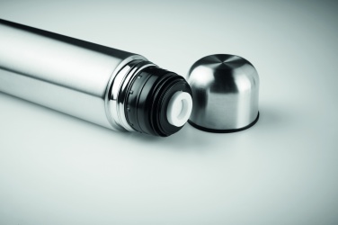 Logotrade reklaamtoote foto: Topeltseintega termos 900ml