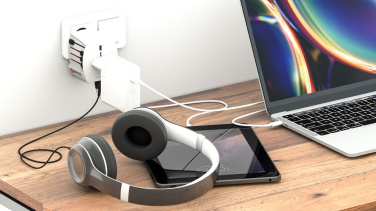 Logotrade ärikingitused pilt: SKROSS World Travel Adapter MUV 2-pooluseline USB A ja C-ga