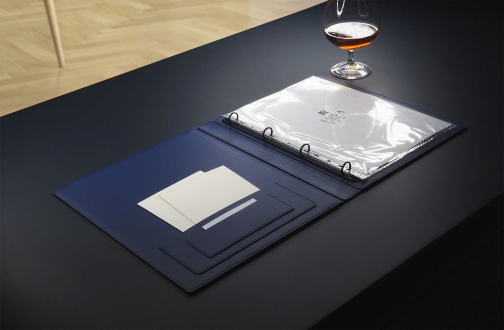 Logotrade meene foto: Hotelli juhis  1210094