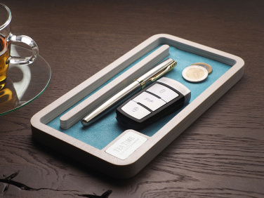 Logotrade firmakingituse foto: Puidust lauakorraldaja 1818121