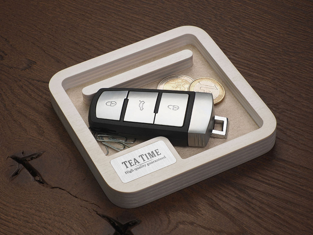 Logotrade ärikingid pilt: Puidust lauakorraldaja 1846121