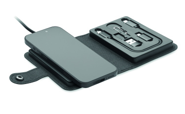 Logotrade meene foto: CAWATT 4 in 1 kaabli pistikute komplekt 15W