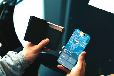 Logotrade firmakingituse foto: Seekcard RCS kaardihoidja