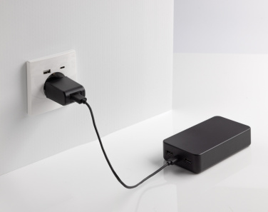Logo trade reklaamtoote pilt: Boostcore RCS taaskasutatud plastist akupank 20 000 mAh USB C