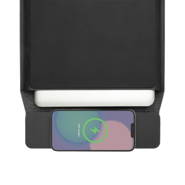 Logotrade firmakingi foto: Swiss Peak 15W magnetilise laadimisega sülearvutiümbris 14-15,6"