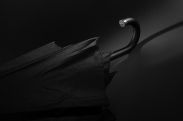 Logo trade firmakingitused foto: Swiss Peak Vero Aware™ RPET 25” vihmavari