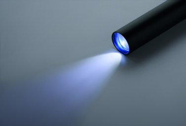 Logotrade ärikingituse foto: LUME alumiiniumist taskulamp