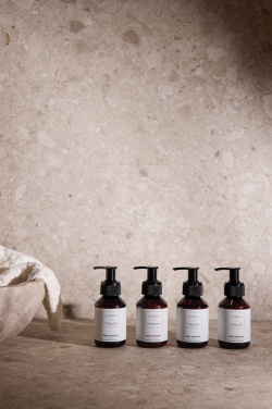 Logotrade firmakingitused pilt: VINGA x TGL keha- ja kätehoolduskomplekt