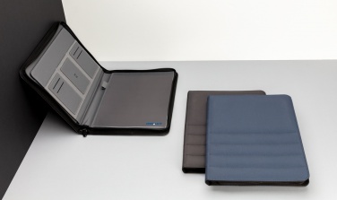 Logotrade mainostuotet kuva: Impact AWARE™ RPET A4 portfolio vetoketjulla