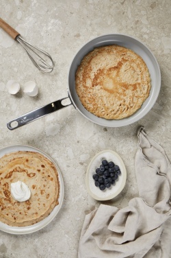 Logotrade liikelahja tuotekuva: VINGA Alte RCS -paistinpannu kierrätettyä alumiinia 27 cm