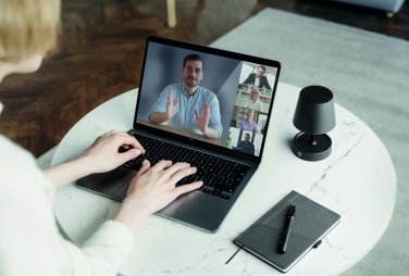 Logotrade mainoslahjat ja liikelahjat tuotekuva: USB ladattava pöytävalaisin