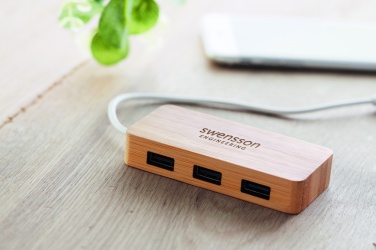 Logotrade liikelahja mainoslahja kuva: Bambu USB- keskitin