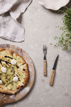 Logo trade liikelahja mainoslahja tuotekuva: VINGA Paso 8-osainen ruokailuvälinesetti grillaukseen