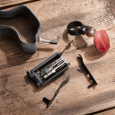 Logo trade mainoslahja ja liikelahja tuotekuva: Pyörätyökalusarja MERAPI Schwarzwolf