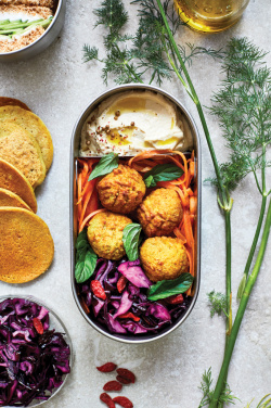 Logo trade mainoslahja kuva: Black+Blum teräksestä valmistettu kaksiosainen eväsrasia