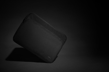 Logotrade reklaminės dovanos nuotrauka: Swiss Peak Aware™ RPET Essential 15,6 colio nešiojamojo kompiuterio dėklas