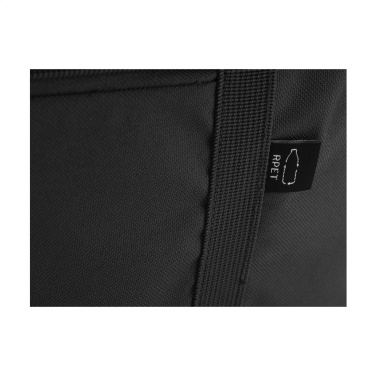 Logotrade dāvanas foto: Mančestras RPET ceļojumu soma