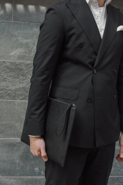 Logotrade biznesa dāvanas foto: VINGA Bermond RCS 16" klēpjdatora uzmava