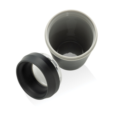 Logotrade dāvanas foto: Topl pārstrādātas plastmasas līdzņemšanas glāze ar patentētu 360 grādu vāku, 354 ml