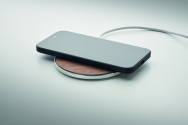 Лого трейд pекламные продукты фото: Wireless charger 15W